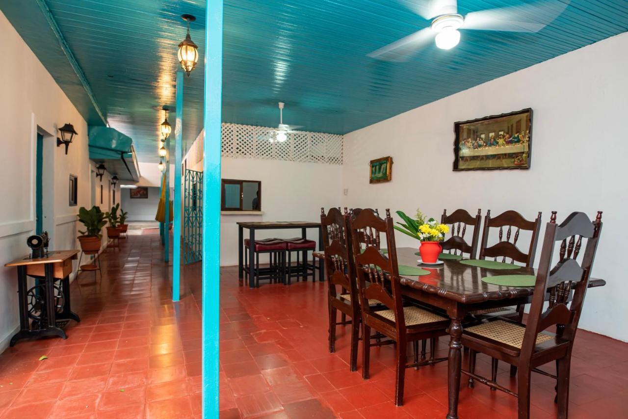 Hostal Victoria 格拉纳达 外观 照片