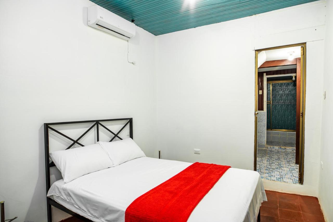 Hostal Victoria 格拉纳达 外观 照片