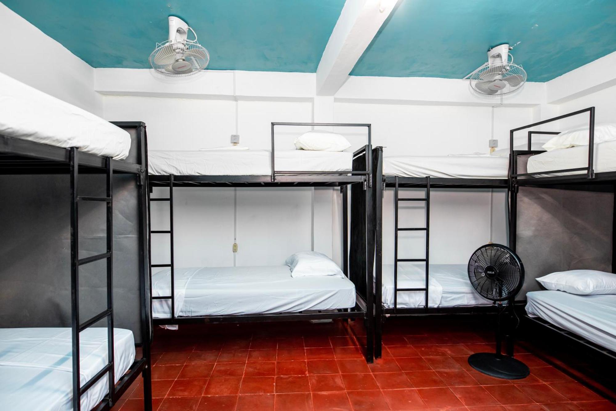 Hostal Victoria 格拉纳达 外观 照片